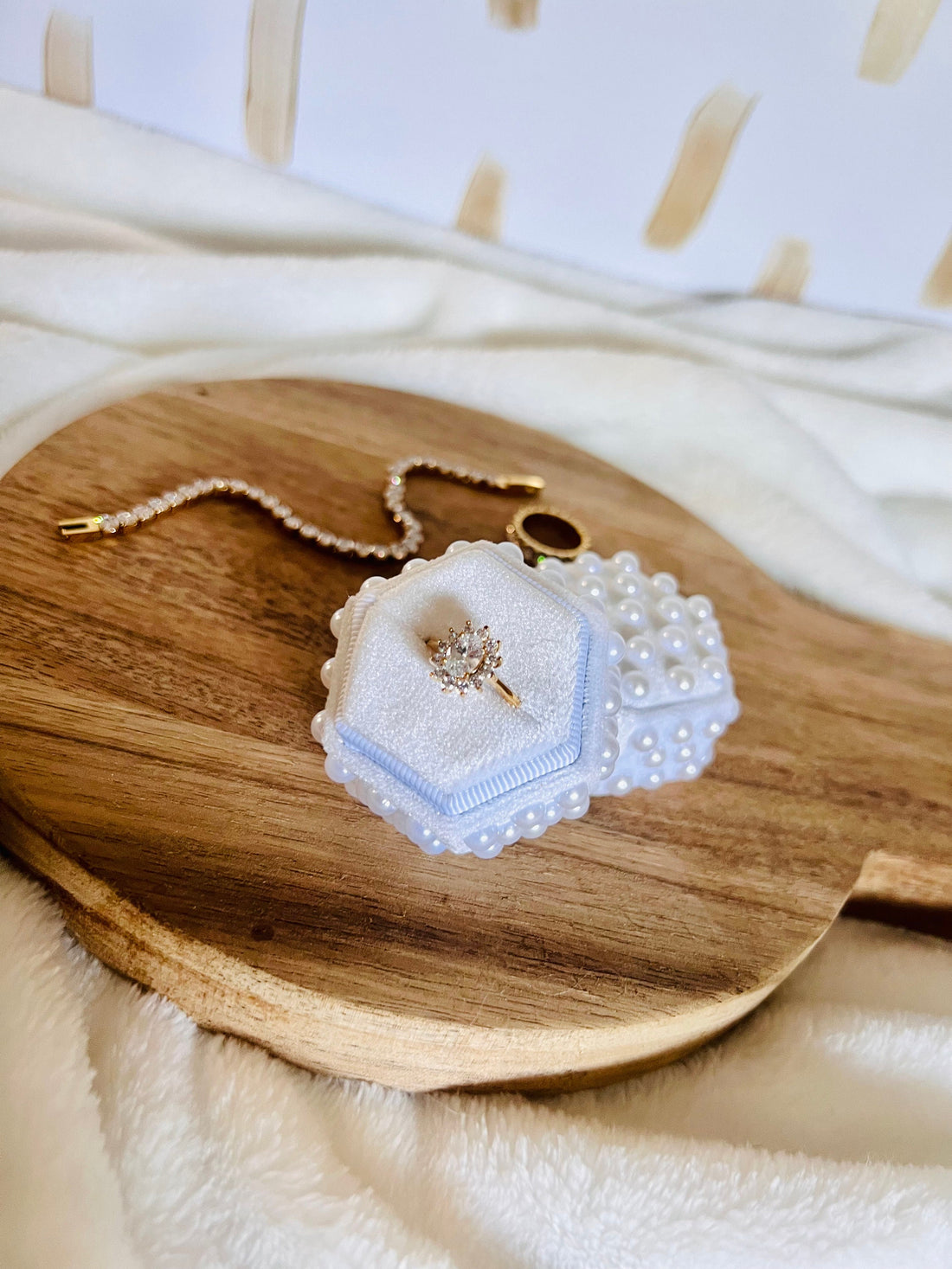 White Heart Shaped Wedding Ring Box, Proposal Velvet Ring Box, Personalized Ring Box, Velvet Ring Box, Heart Ring Box, Perfect Bridal Gift